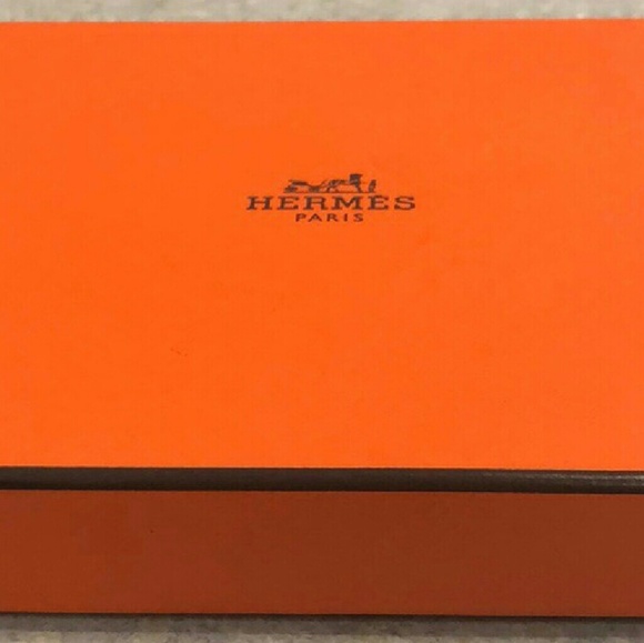 Hermes Other - SAMPLE FILLED HERMES Hard cardboard square box